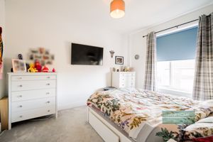 Photo 25- click for photo gallery